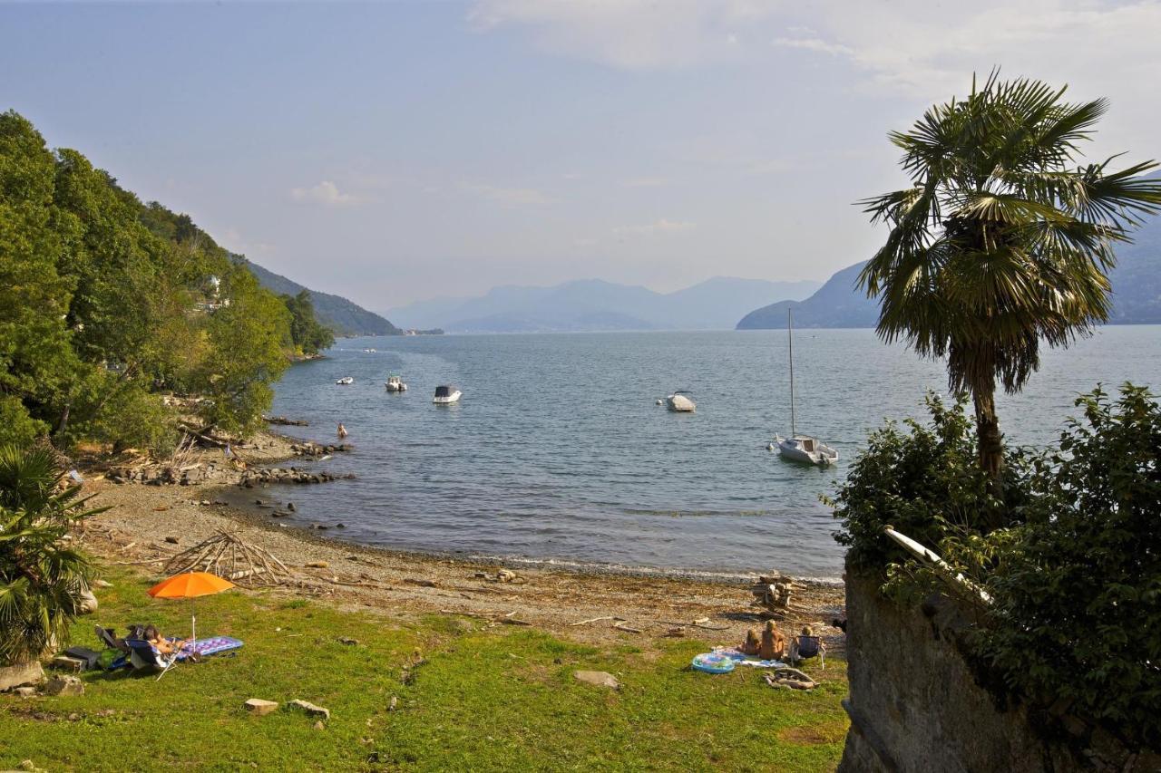 Bella Casa alla Spiaggia Tronzano Lago Maggiore Esterno foto