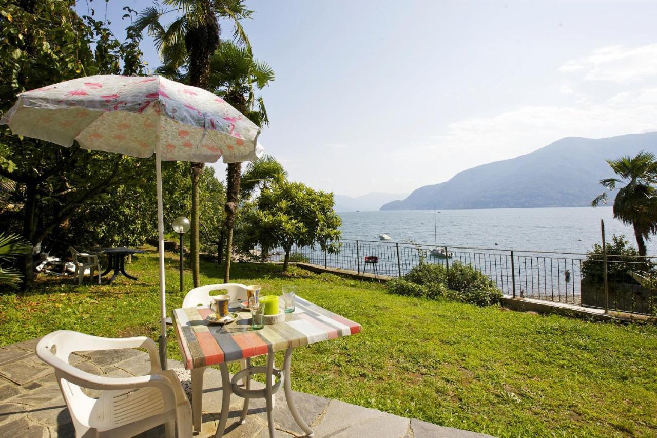 Bella Casa alla Spiaggia Tronzano Lago Maggiore Camera foto