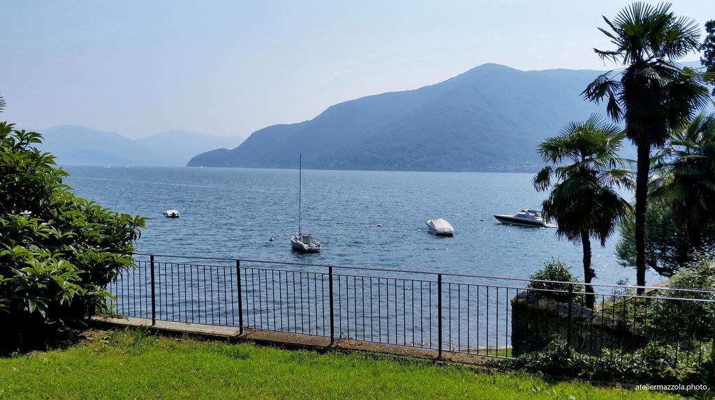 Bella Casa alla Spiaggia Tronzano Lago Maggiore Esterno foto