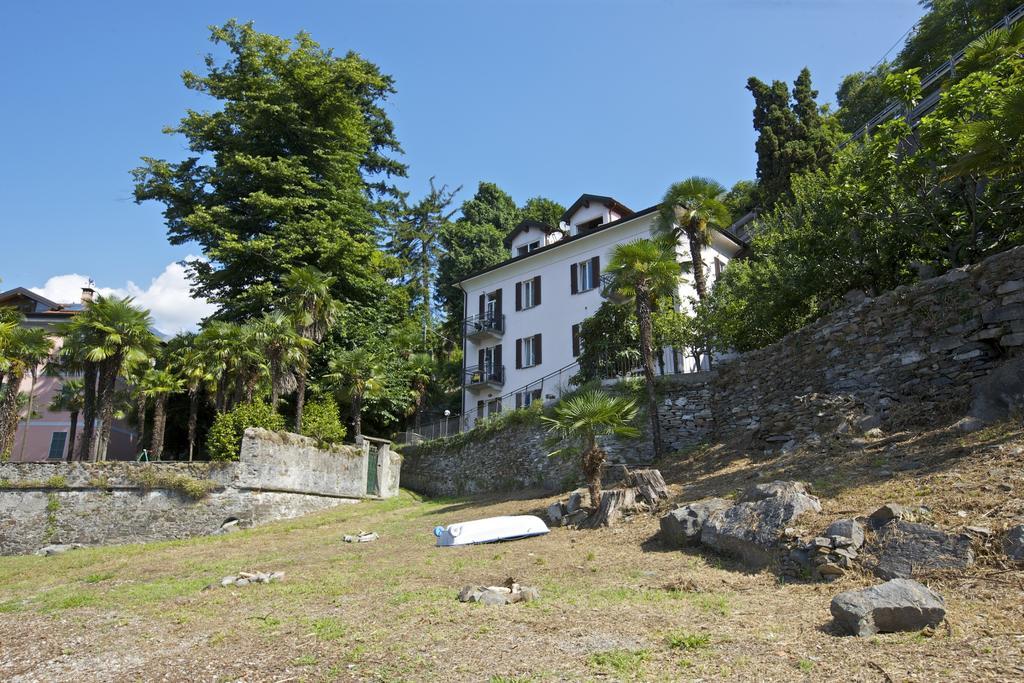 Bella Casa alla Spiaggia Tronzano Lago Maggiore Esterno foto